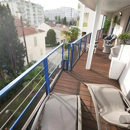 Appartement With Balcony Near La Pointe De La Croisette Cannes